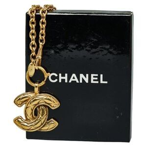 Chanel CC Matelasse Quilted Pendant Necklace